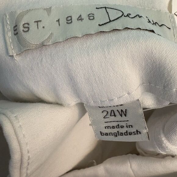 Womens Capri Pants 24W White Skinny Crop Hi-Rise‎ C EST 1946 Denim Tummy Control - Picture 7 of 7